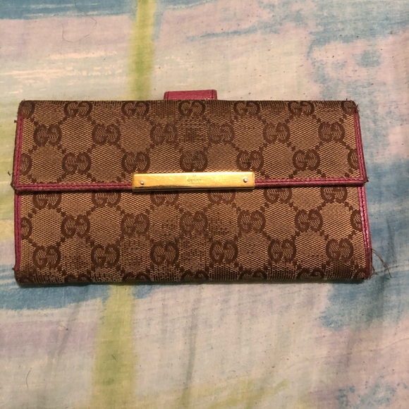 Gucci Handbags - Gucci Monogram Wallet